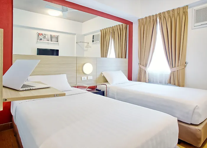 Red Planet Hotel 3*