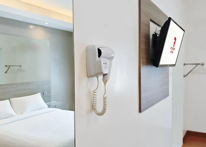 Red Planet Hotel 3*