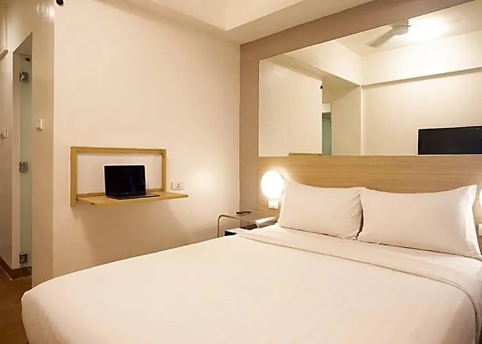 Red Planet Hotel 3*