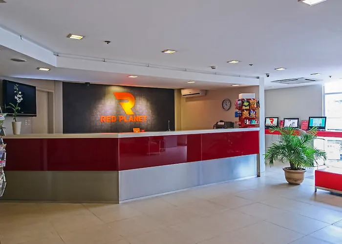 Red Planet Hotel 3*