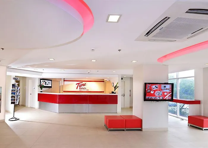 Red Planet Hotel 3*